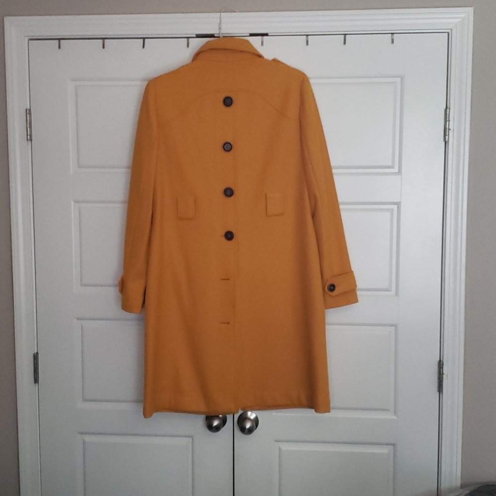Coat - Picture 2 of 2